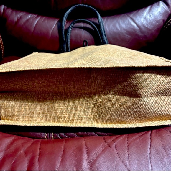 Brown Medium Burlap Tote Bag - Picture 5 of 9